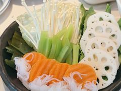 -三江源活鱼现烤(维多利摩尔城店)