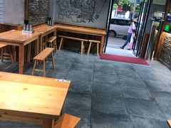 大堂-弄堂咪道-饭香·面香·馄饨香(兴梅店)