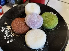 -强盅盅重庆市井火锅店(中央大街店)