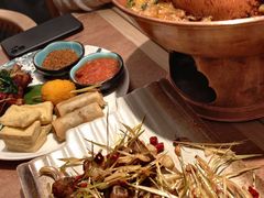 -浩海火燒雲傣家菜(芮欧百货店)