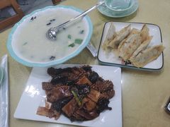 金牌全家福-春水锅贴·传统鲁菜(大明湖店)
