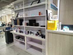 -PE SALON