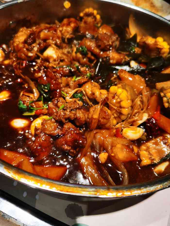 黄记煌三汁焖锅(金安中央大街店)-"特别喜欢吃黄记煌焖锅,各种菜品都