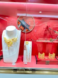 -粤豪珠宝(贝丽北路店)