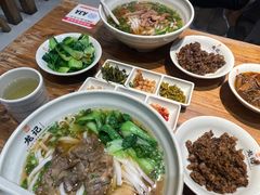 -湘人龙记老长沙米粉(鸟巢店)