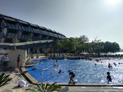 -上海滴水湖皇冠假日酒店