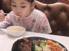 -东方豪客牛排意面披萨(玉函银座店)