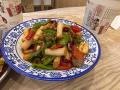 -江城燕子大排档(江汉路步行街店)