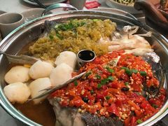 鸳鸯鱼头王-望湘园湖南菜(赛格店)
