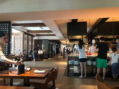 大堂-JW万豪厨房餐厅·滨海草坪烧烤·海鲜·海景(三亚绿发山海天JW万豪酒店)