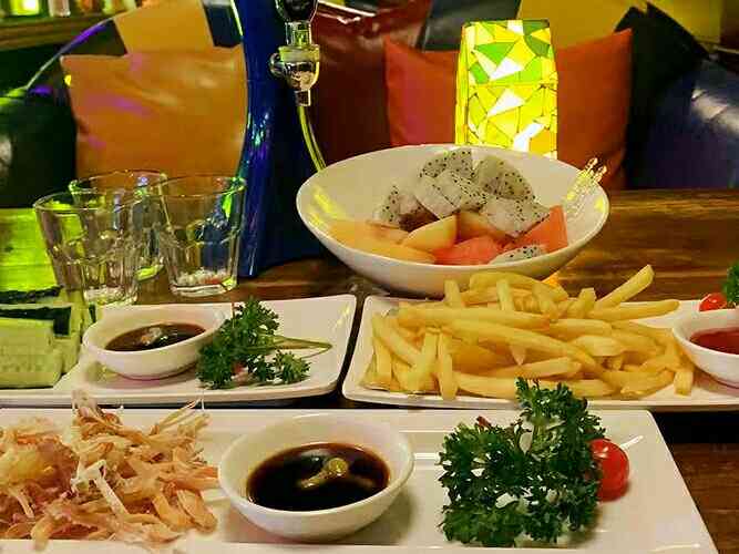 玛格丽特清吧(解放西路总店)-"朋友推荐去的酒吧,怎么说呢,长沙的夜店