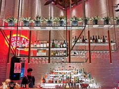 -FOUR PLAY BAR