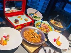 -江上荟·创意中国菜(绿地缤纷城店)
