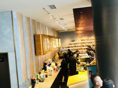 -星巴克臻选(济南恒隆店)