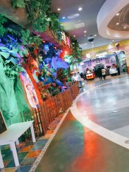 -菲菲羊乐园(临平银泰城店)