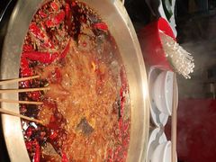 -潮火锅·麻辣牛肉火锅(观音桥方圆·LIVE店)