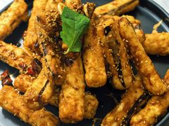 -梧桐树下(云锦世家店)