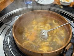 -阿山卓·野生菌火锅·纳西火塘烤肉