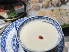 -禄婶鸡煲·打边炉