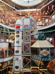 -嗨翻Hi-Fun竞技主题乐园·蹦床团建生日聚会(五棵松华熙店)