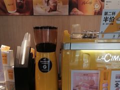 -麦当劳(农光里店)