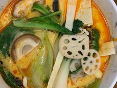 冬阴功汤底麻辣烫-许小树(国贸商城店)