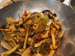 -云庭汇·粤菜海鲜(东盟盛天地店)