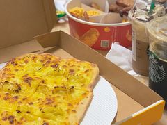 榴莲多多比萨-必胜客(世欧广场店)