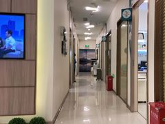-维乐口腔(美维云门诊陆家嘴店)