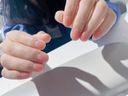 -纤纤玉手美甲美睫美容