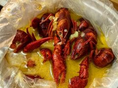 -叶派龙虾•招牌香辣蟹·海鲜(中海国际店)