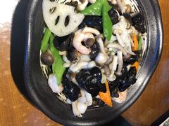 -95号酱骨·一块豆腐(展春园西路店)