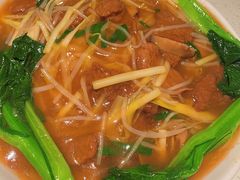 湿炒牛河-肥仔文澳门猪骨煲(南京西路店)