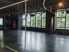 -懒人Club运动健身·运动康复·私教(卓越时代广场店)