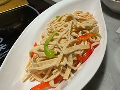 -尚尚仙·酸汤猪手·猪肚鸡火锅(华联万柳购物中心店)