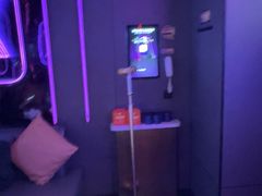 -星聚会KTV(外滩南京路旗舰店)