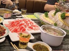 -大渔小鲜火锅店
