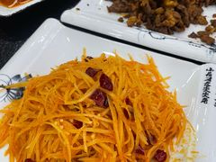 -撒拉人家.酸菜牦牛肉火锅