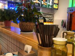 -蛙一刀·麻椒鱼火锅(金仙桥店)