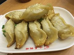 -小姜锅贴(凤凰街店)