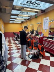 -Devilhands Barbershop男士理容店