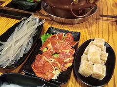 -钱家·乔老爷铜锅涮肉(曹路宝龙店)