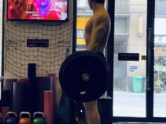 -思迈威健身(积玉桥万达店)