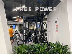 -超鹿运动(达信大厦店)