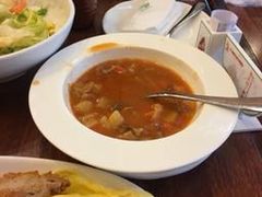 -玛格萝妮比萨屋(四平店)