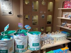 -爪爪喵星球·猫舍(卓悦中心店)