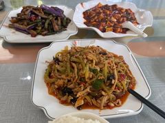 -芳芳餐厅(白沙路店)