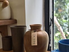 -彳亍咖啡·这里(水湾路店)
