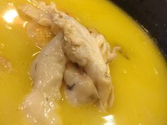 -鲜入围煮花胶鸡海鲜火锅