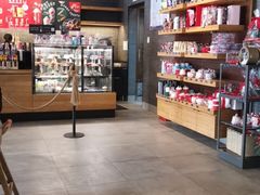 -星巴克臻选(济南万达店)